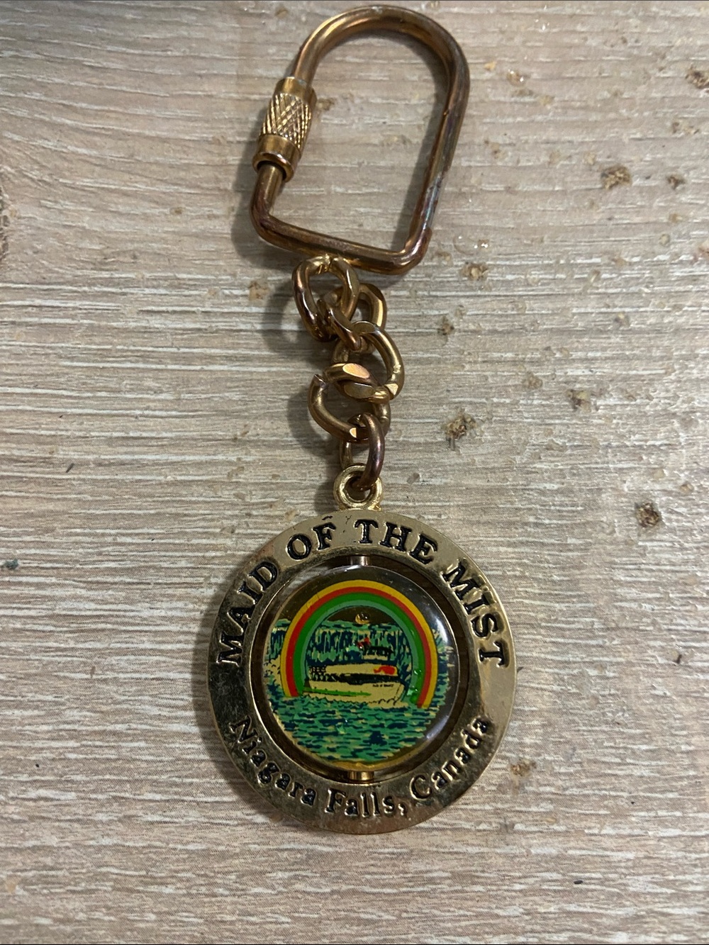 VTG MAID OF THE MIST NIAGARA FALLS ARTICULATING CANADA KEYCHAIN